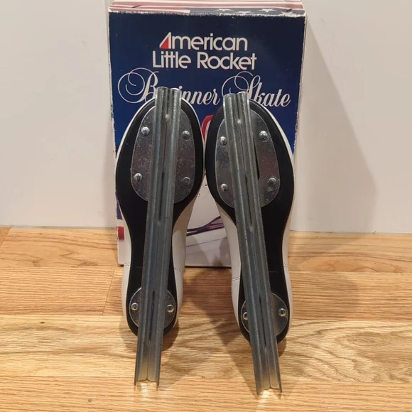 American Little Rocket Beginner Ice skates - Picture 4 of 5